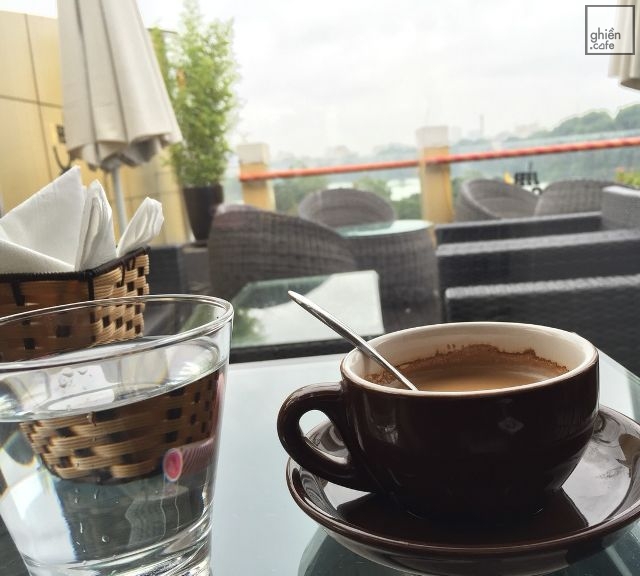 I-Feel Cafe & Lounge