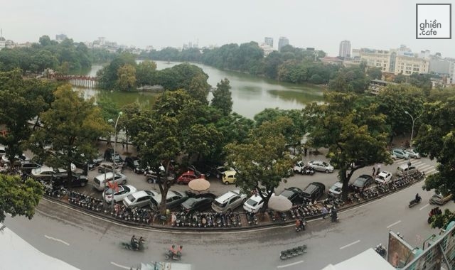 I-Feel Cafe & Lounge