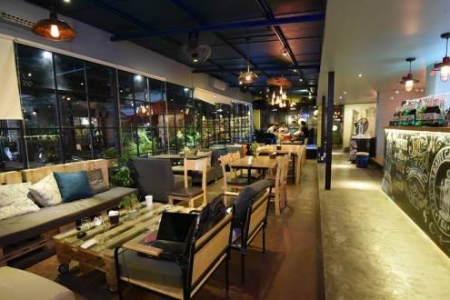Kàffe Cây Xăng - Tạ Quang Bửu