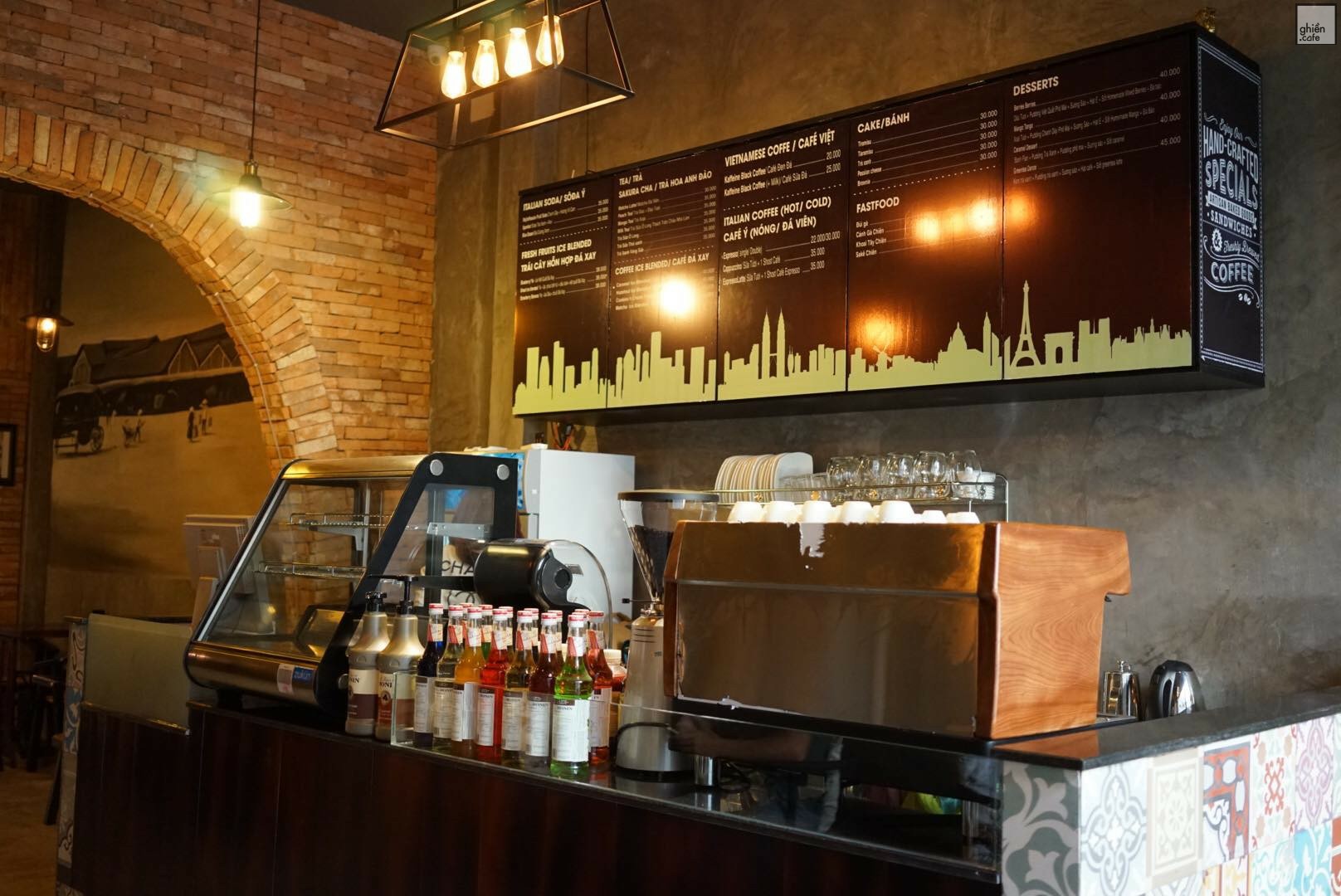 Kaffeine Cafe - Thống Nhất