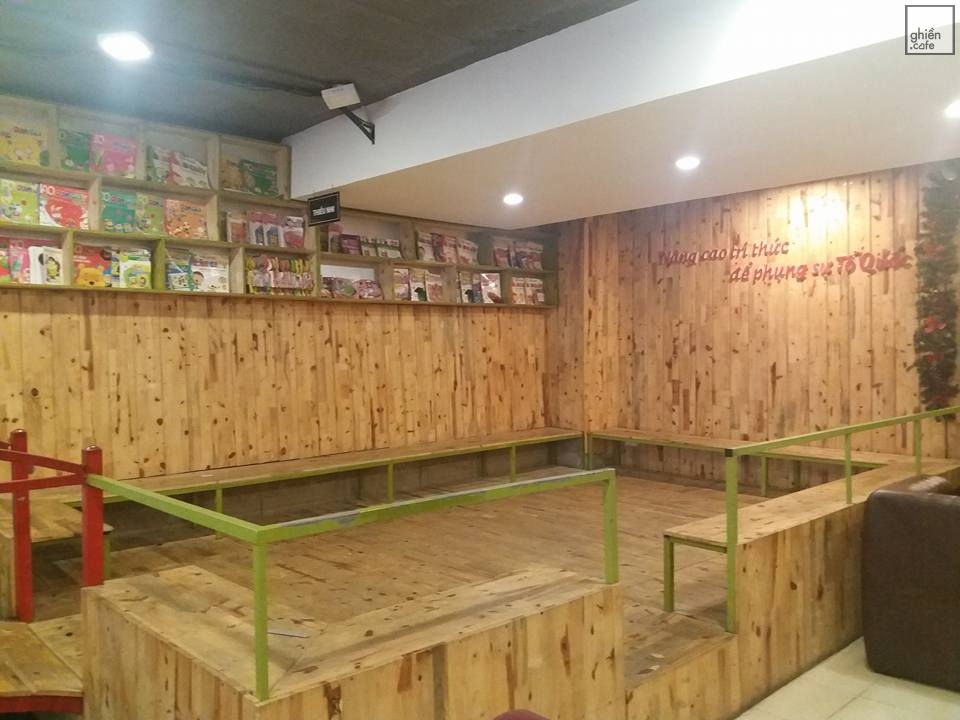 Không Gian Văn Hóa Đông Tây - Biblio Coffee & Books - Chùa Bộc