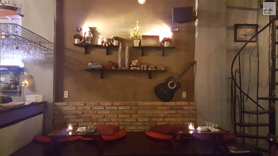 Kleine Ecke Cafe - Tô Hiến Thành