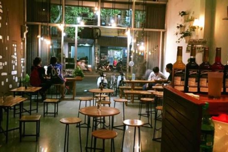 Let's Talk Cafe-Chương Dương