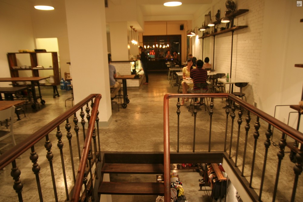 L'Usine Cafe - Đồng Khởi