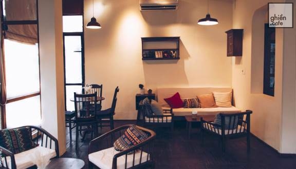 Lau Café - Trần Quốc Hoàn