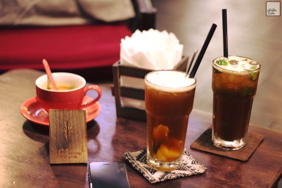 Lau Café - Trần Quốc Hoàn