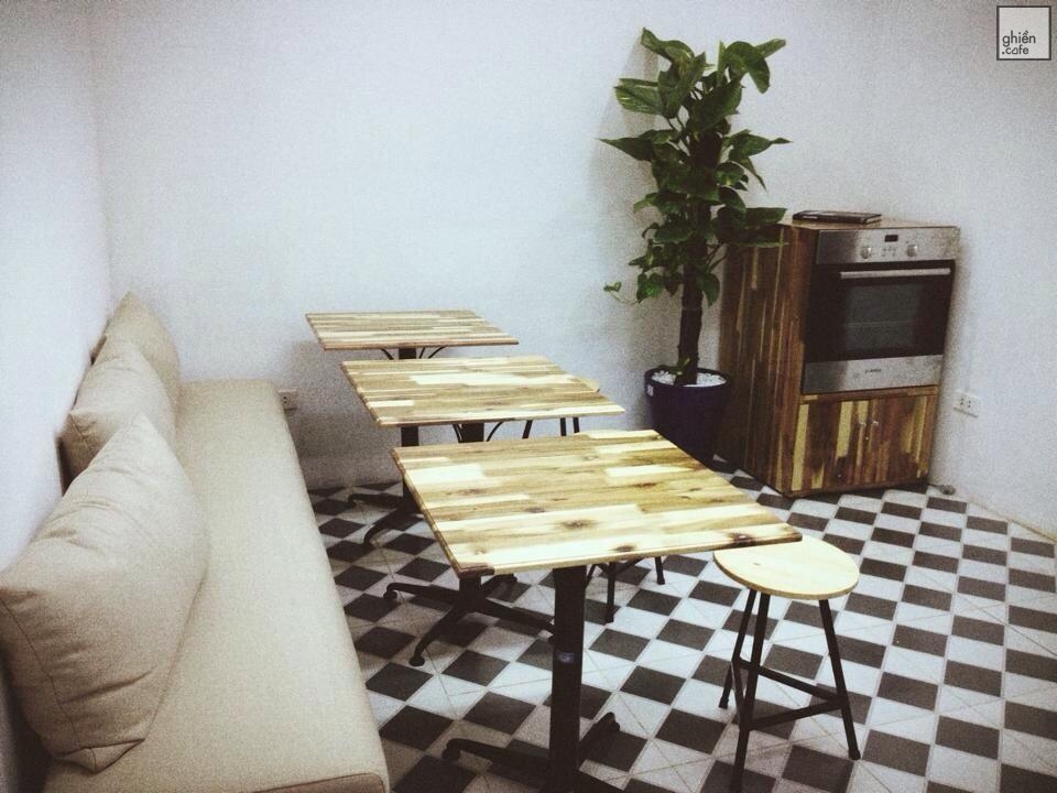 Longing - Cafe Tea Rooms