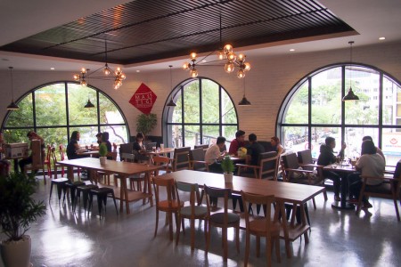 Masstige Coffee & Dessert
