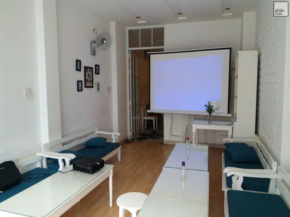 Mewhite Cafe & Cinema - Tô Hiến Thành