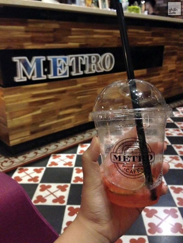 Metro Cafe - Nguyễn Khắc Cần