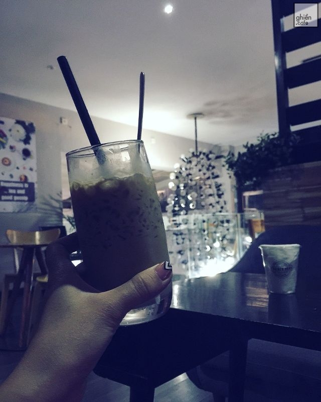 Metro Cafe - Nguyễn Khắc Cần