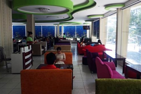 Mr Ket Cafe - 7 Ba Cu