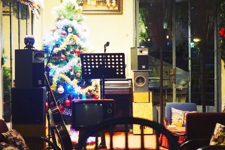 Người Sài Gòn Cafe - Thái Văn Lung