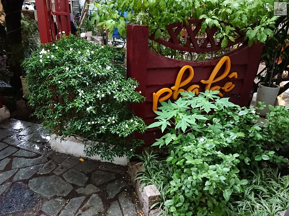 Pha Kê Coffee House
