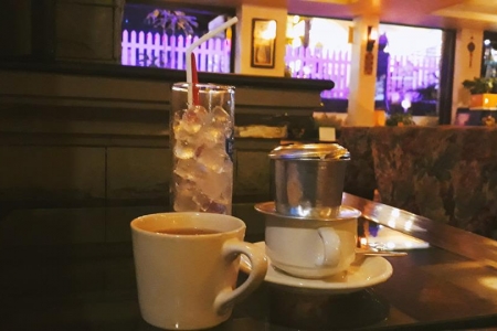 Phố Hoa - Town of Flower Cafe - Nguyễn Chí Thanh