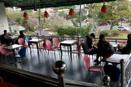 Phượng Tím Cafe - Nguyễn Chí Thanh
