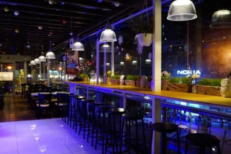 Qbar Coffee - Phan Đình Phùng