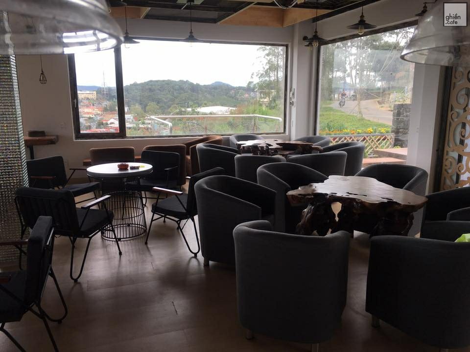 Rio Cafe & Acoustics - Hồ Quý Ly