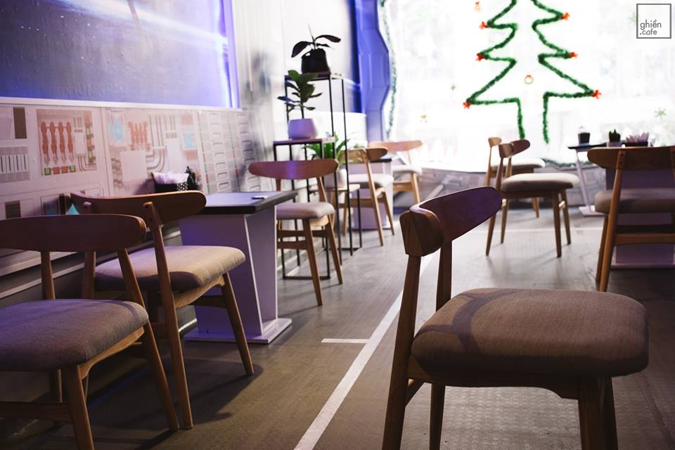 Robo Cafe - Lạc Trung