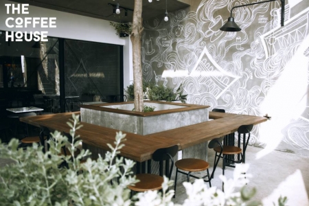 The Coffee House - Cù Chính Lan