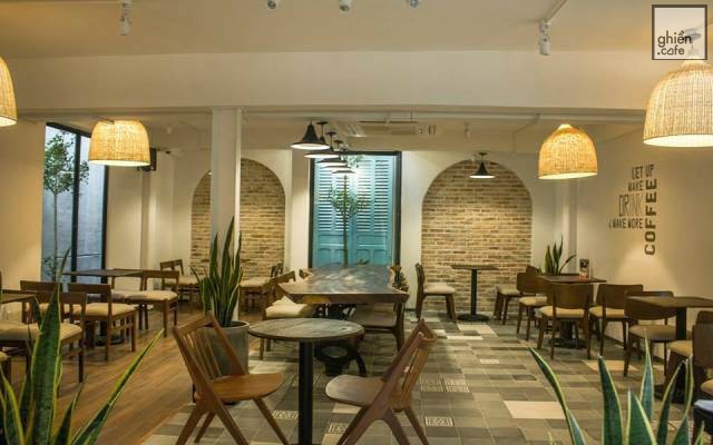 The Coffee House - Huỳnh Văn Bánh