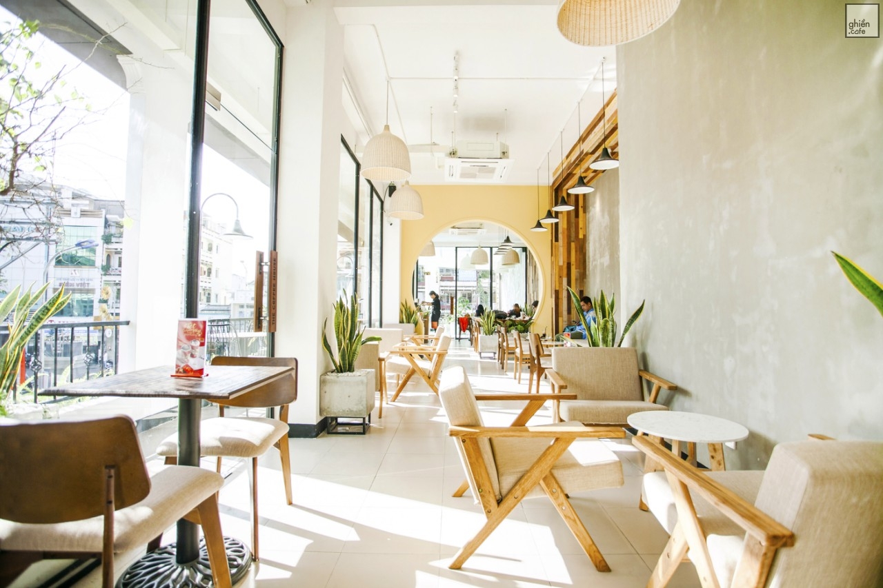 The Coffee House - Lũy Bán Bích