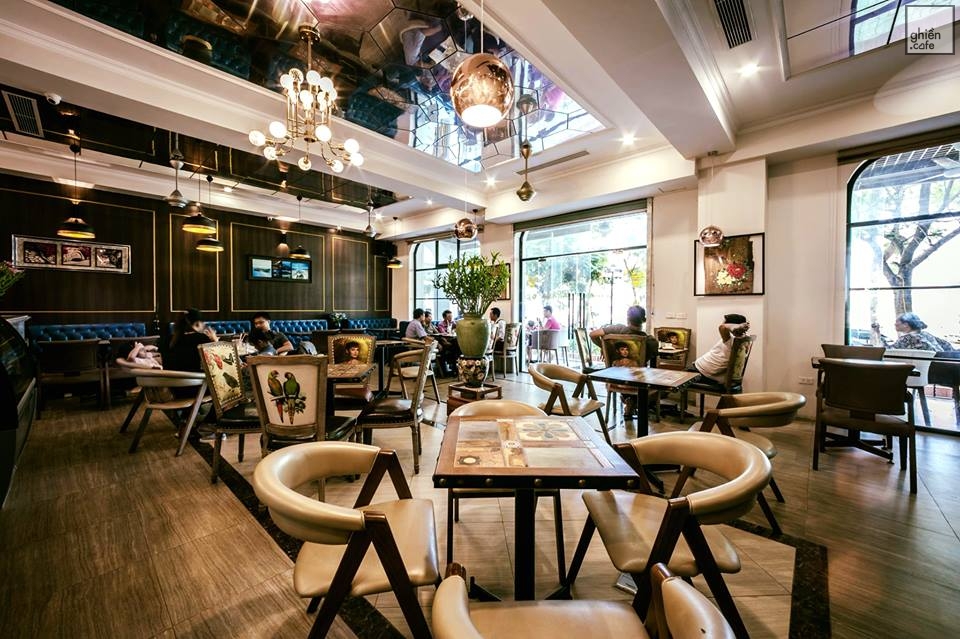 Single Corner Coffee - Tạ Quang Bửu