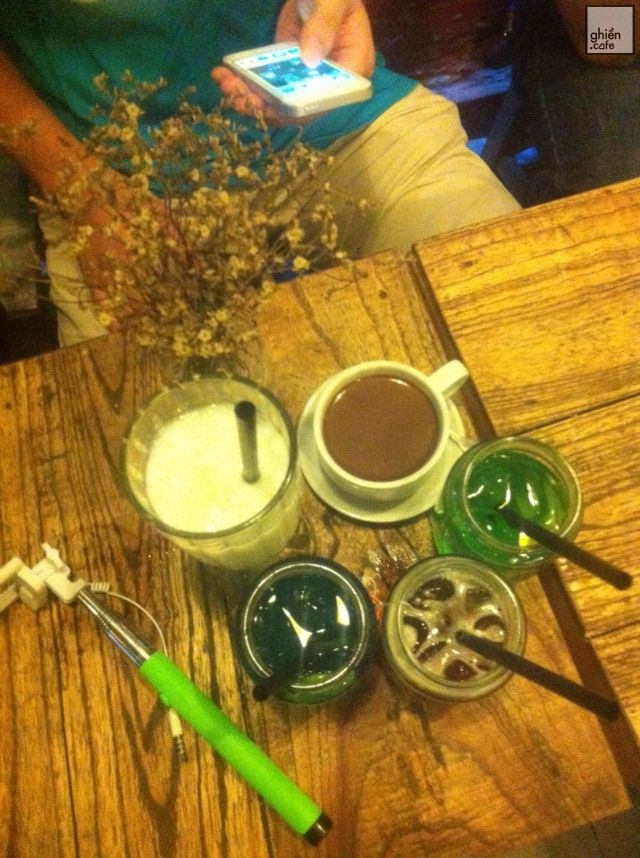 Tom Coffee - Cầu Vồng