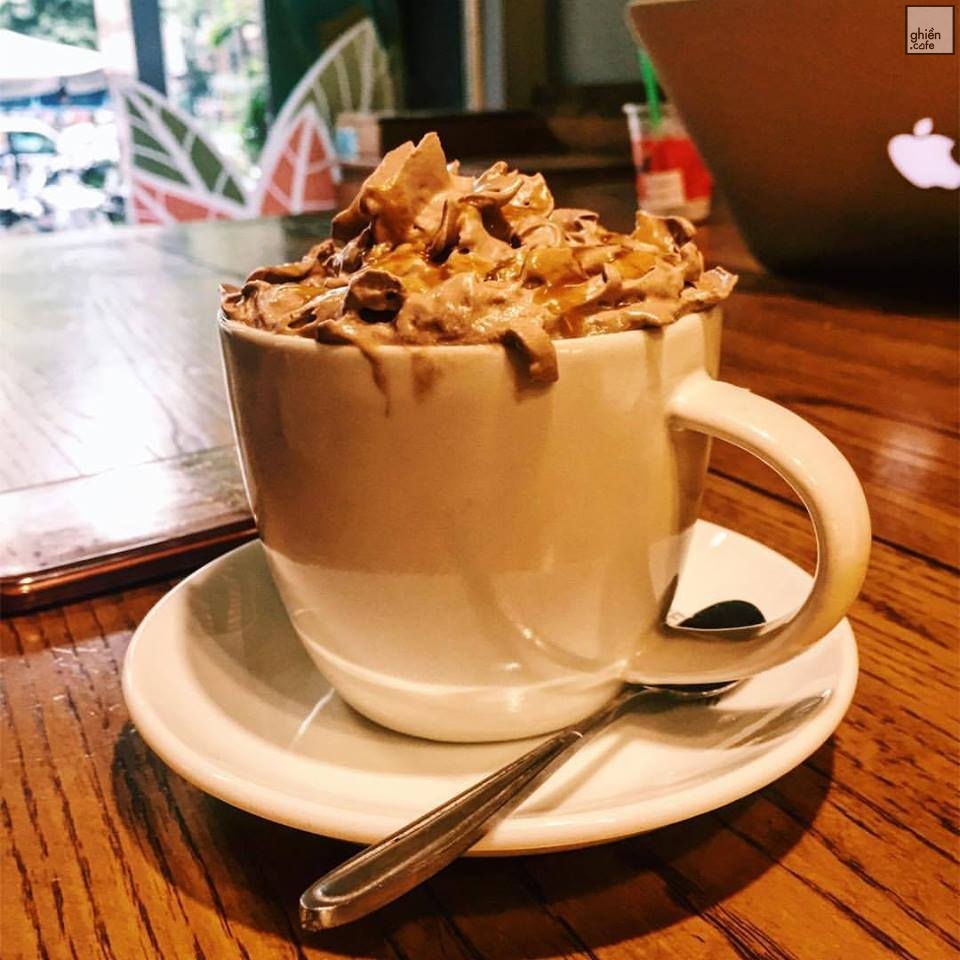 Twitter Beans Coffee - Hoàng Đạo Thúy