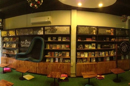 Uni Cafe-Lê Hồng Phong