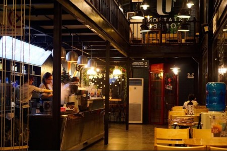 Urban Station Coffee Takeway - Hoà Bình