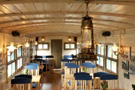V Cafe - Bùi Thị Xuân