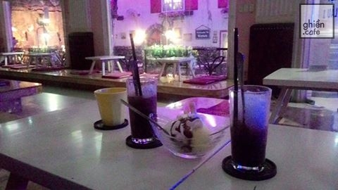 Venus Cafe - Nguyễn Văn Quá