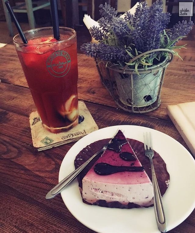 Vintage 1976 Cafe - Đinh Lễ