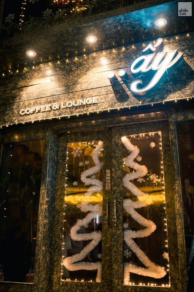 Ấy Lounge - Hàng bún - Cùng tìm quán cafe đẹp, chất ở Sài Gòn - Ghiền cafe