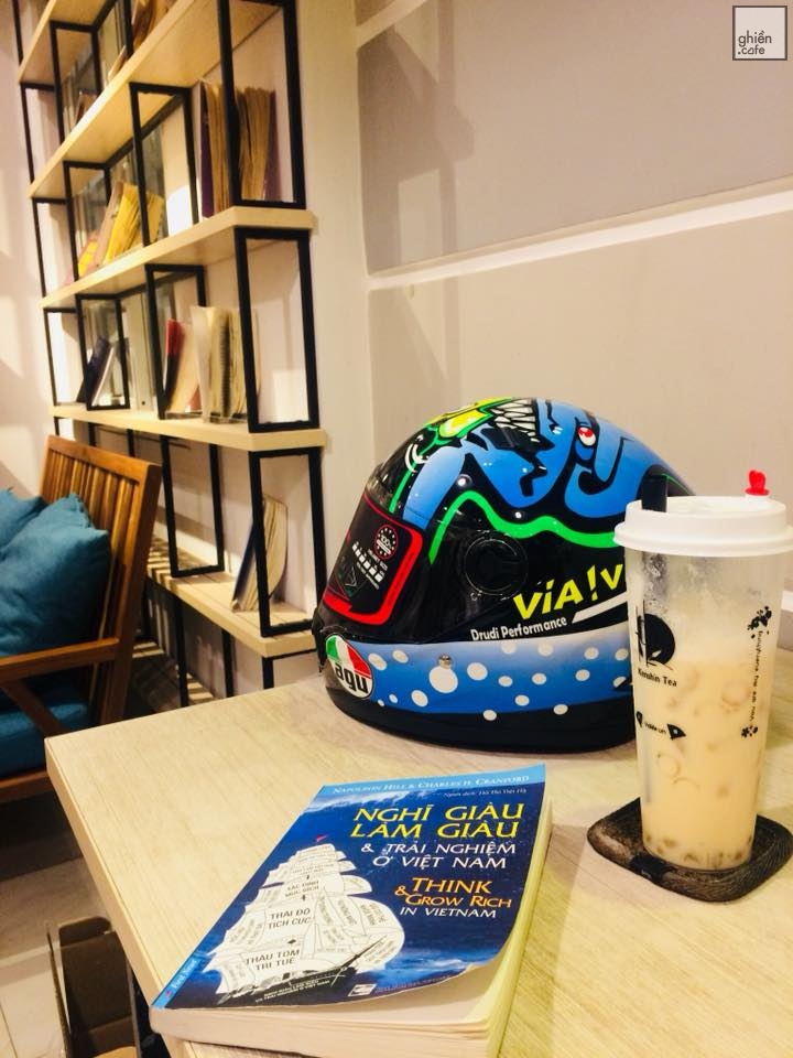 YaMe - The Library Coffee