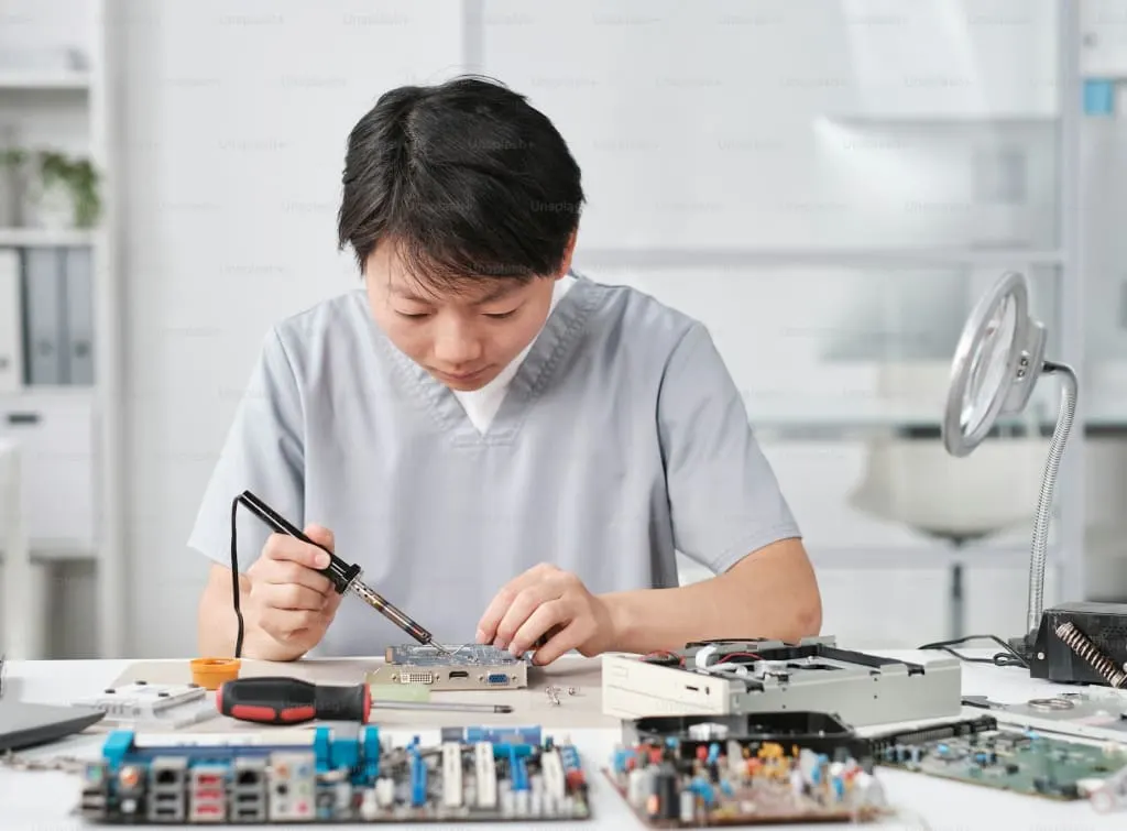 Circuit Breaker and Fuse Repair