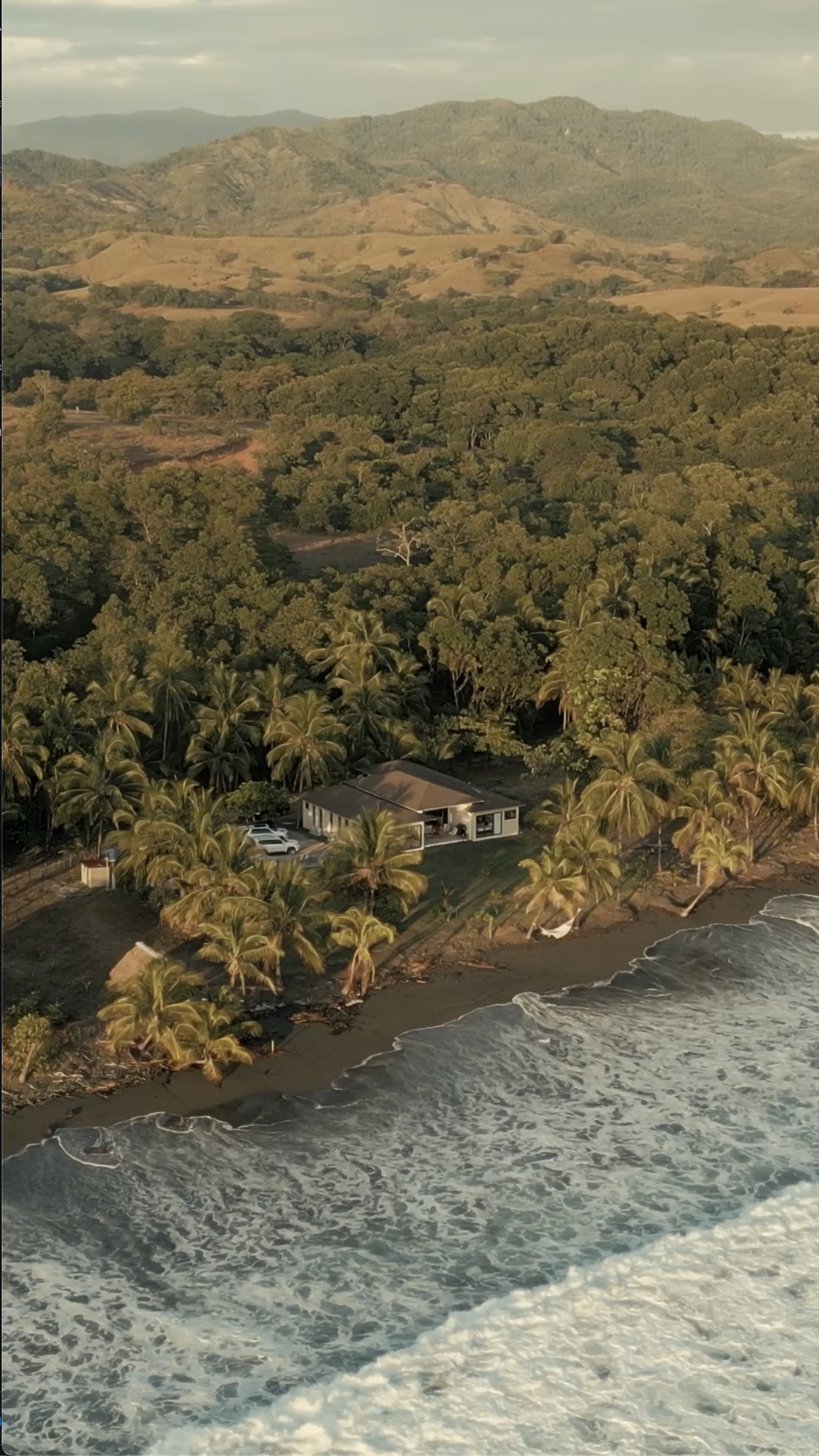 Casa Zola Social Reel