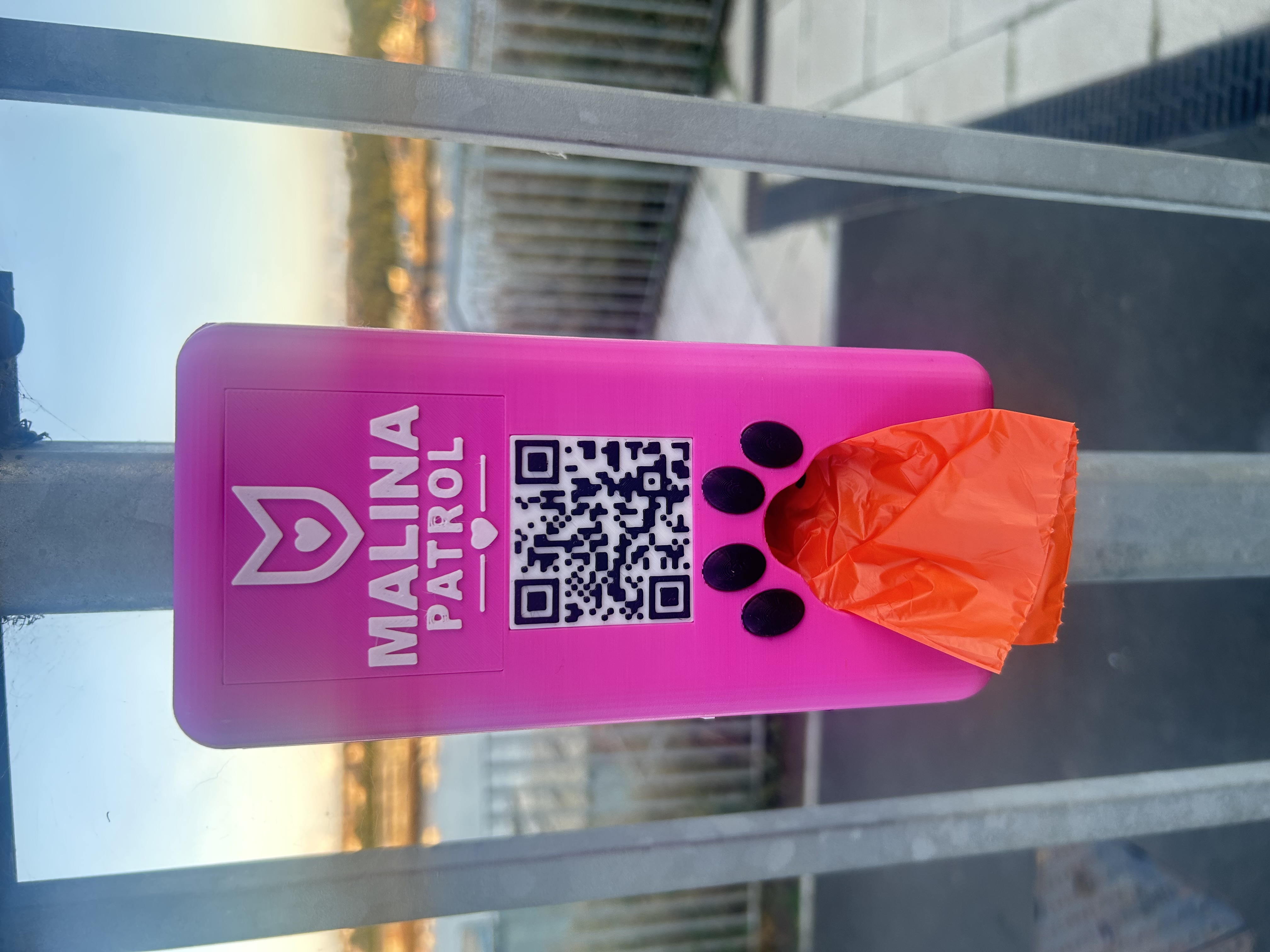 Close-up of the raised MalinaPatrol branding