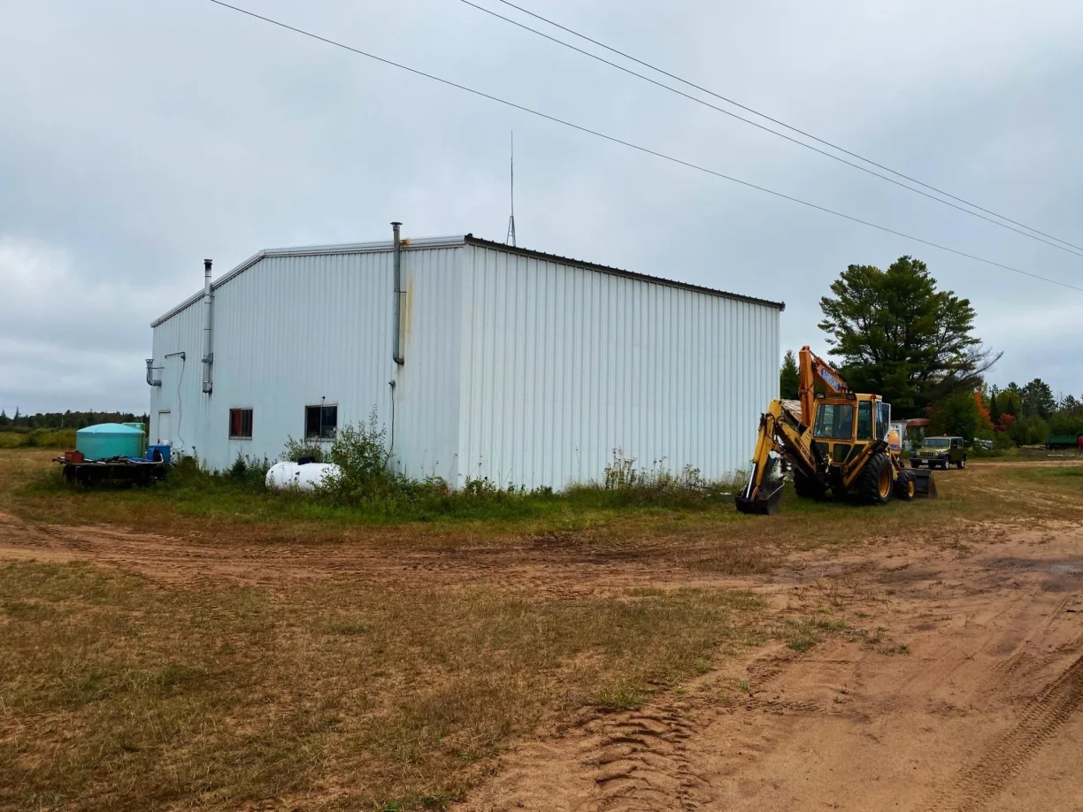 Undocumented Lake Property 700 Ac Hwy 51 Photo 2