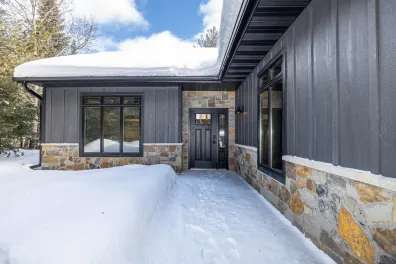 Arrowhead Lake house picture