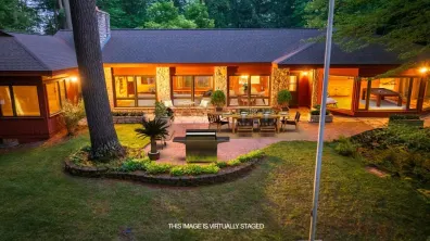 Lake Creek house picture