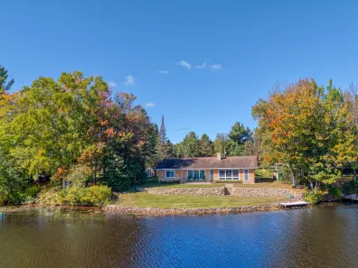 Watersmeet Lake house picture