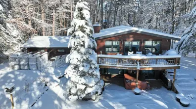 Minocqua Lake house picture