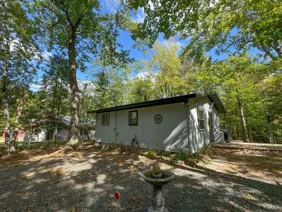 Lake Seventeen Property 6550 Hideaway Ln Photo 2