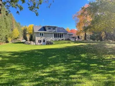 Shepard Lake house picture