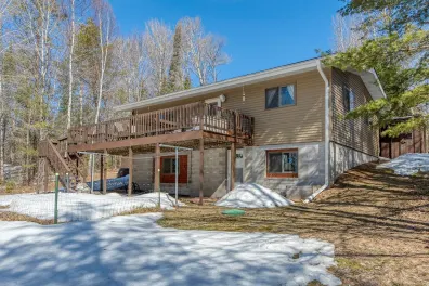 Boot Lake MW Property 11875 Thoma Dr Photo 2