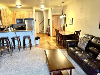 Eagle Lake house picture