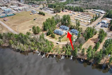 River Property Property 740 River Edge Photo 2