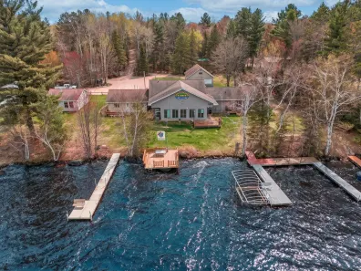 Solberg Lake house picture